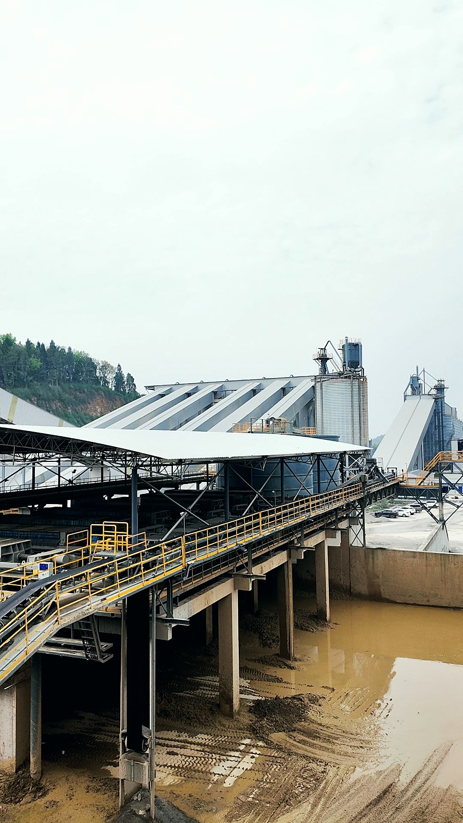 Aggregate washing plant wastewater treatment system